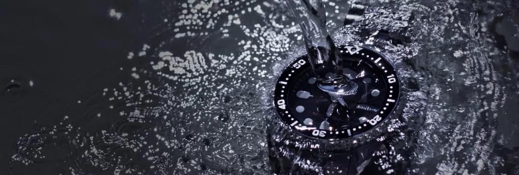 Best Diving Watches (Reviews & Buying Guide) 1