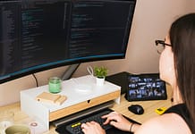 How to Choose a Monitor for Freelance Work