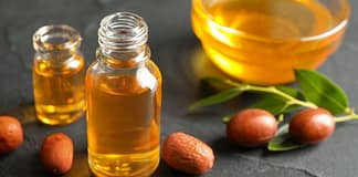 Is Jojoba Oil Good For Eyelashes
