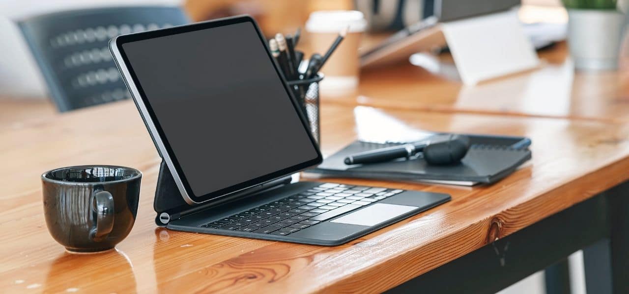 The 10 Best Cheap Portable Monitors For Laptop in 2025