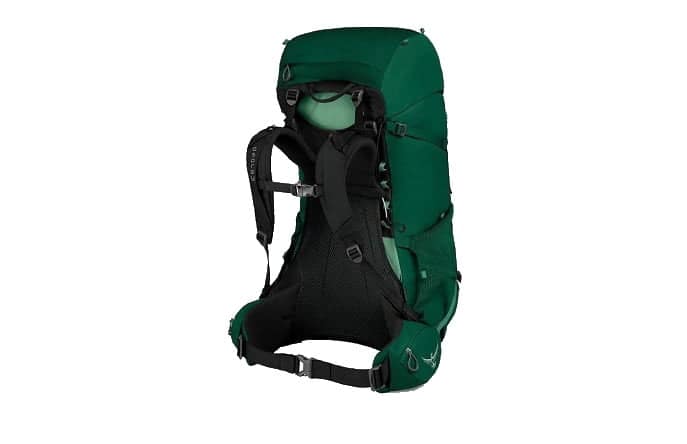 Hiking backpack with suspended mesh frame