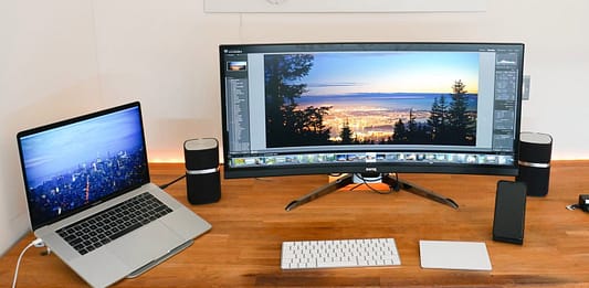 Top 10 Best Ultrawide Monitors for MacBook Pro (Review)